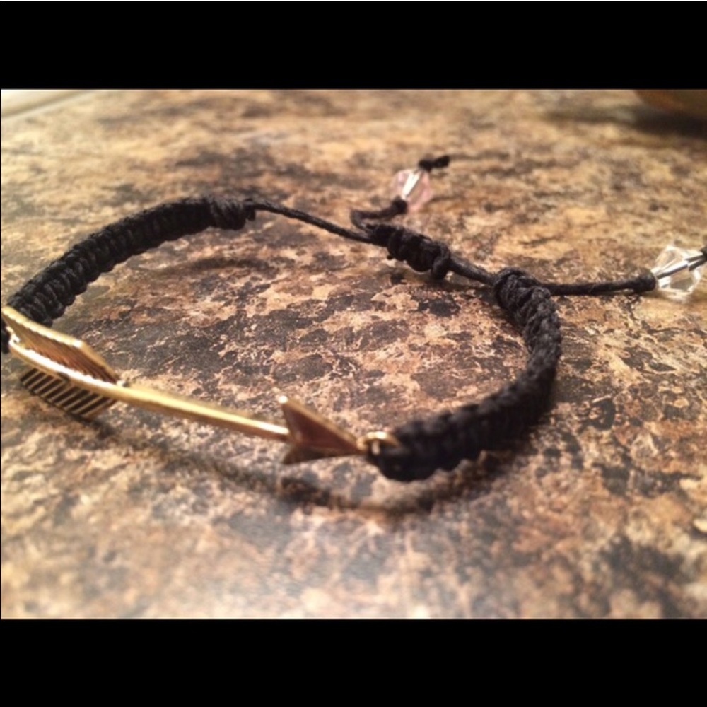 Black and Gold Arrow Hemp Bracelet